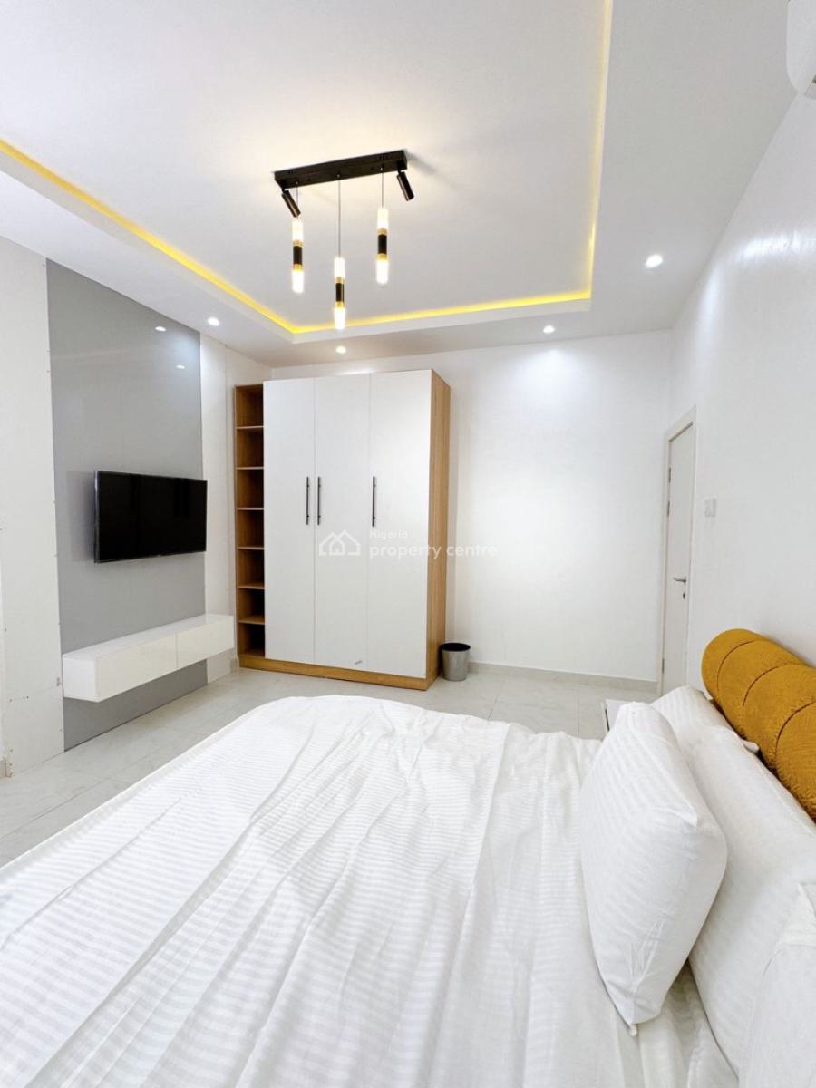 Tastefully Furnished 2 Bedroom Maisonette with Top-notch Amenities, Surulere, Lagos, Flat / Apartment Short Let