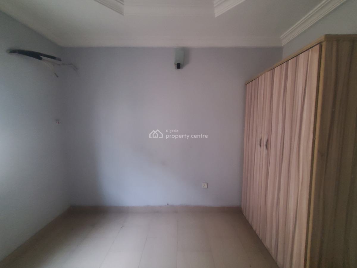 Well Maintained 2-bedroom Apartment [upstairs], Ajah, Lagos, Flat / Apartment for Rent