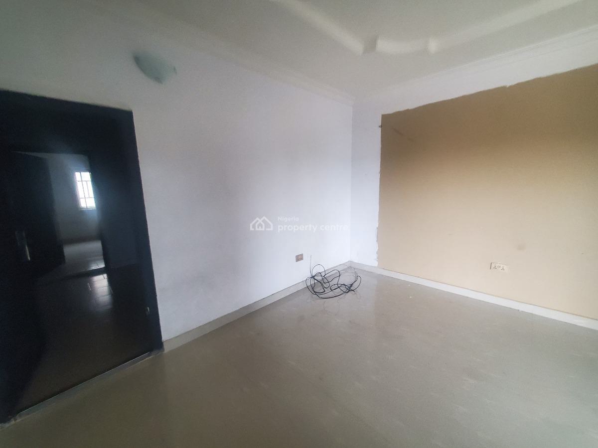 Well Maintained 2-bedroom Apartment [upstairs], Ajah, Lagos, Flat / Apartment for Rent