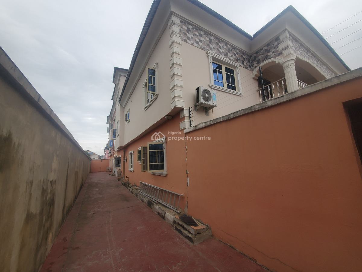 Well Maintained 2-bedroom Apartment [upstairs], Ajah, Lagos, Flat / Apartment for Rent