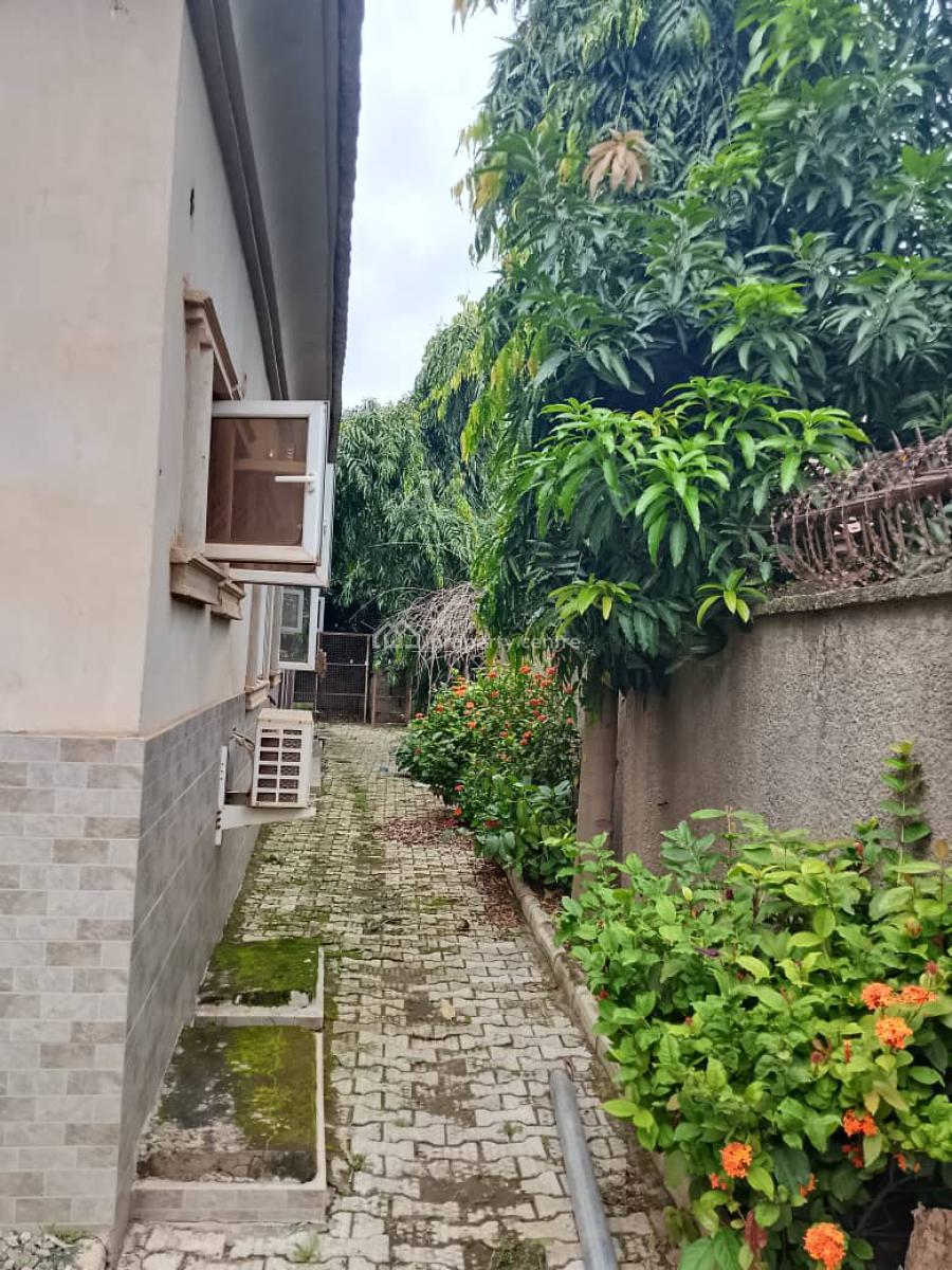 5 Bedroom Detached Bungalow, T- Pumpy Estate, Fha (f.h.a), Lugbe District, Abuja, Detached Bungalow for Sale