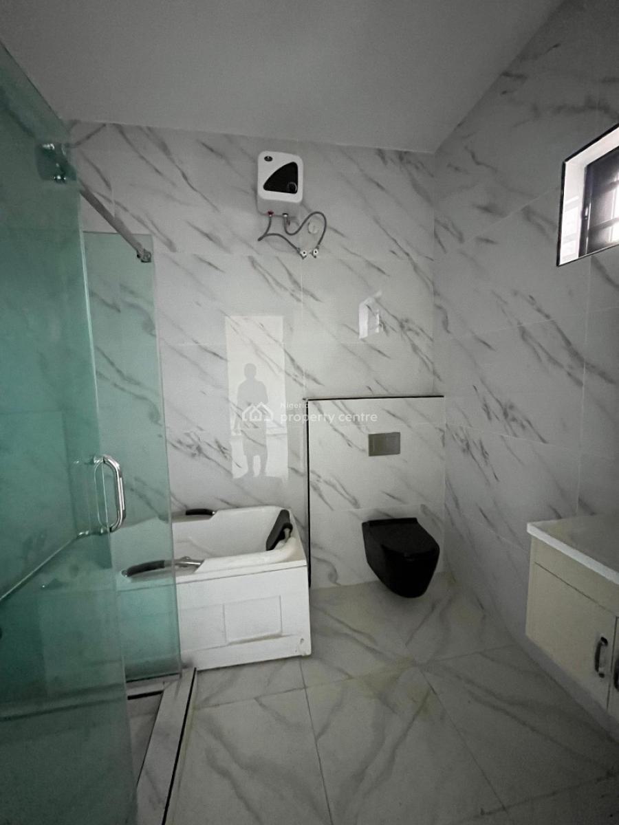 Exclusive 4 Bedrooms Terraced Duplex, Lekki Phase 1, Lekki, Lagos, House for Sale
