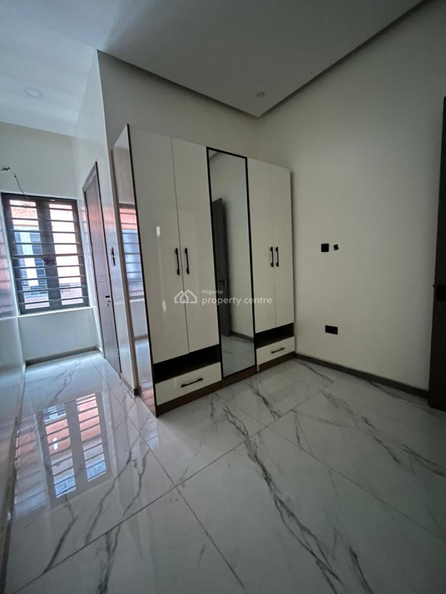 Exclusive 4 Bedrooms Terraced Duplex, Lekki Phase 1, Lekki, Lagos, House for Sale