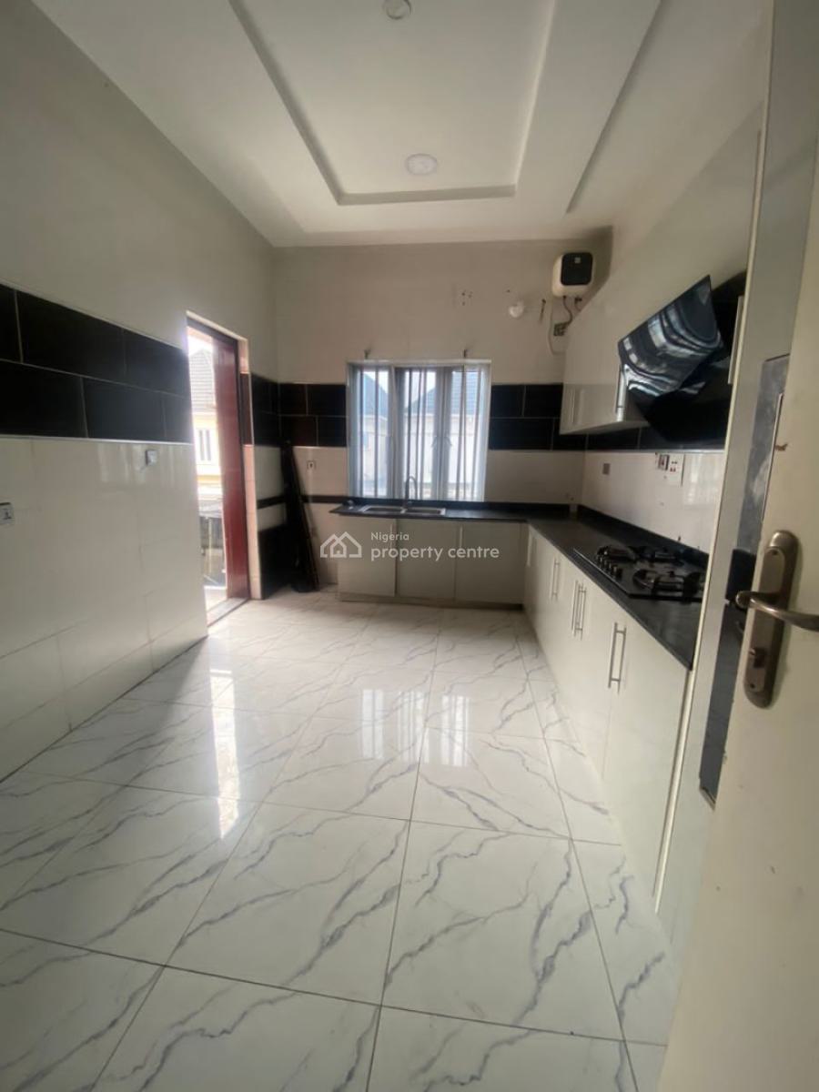 Neatly Used 3 Bedroom Flat with Balcony, Osapa London, Lekki, Lagos, Flat / Apartment for Rent