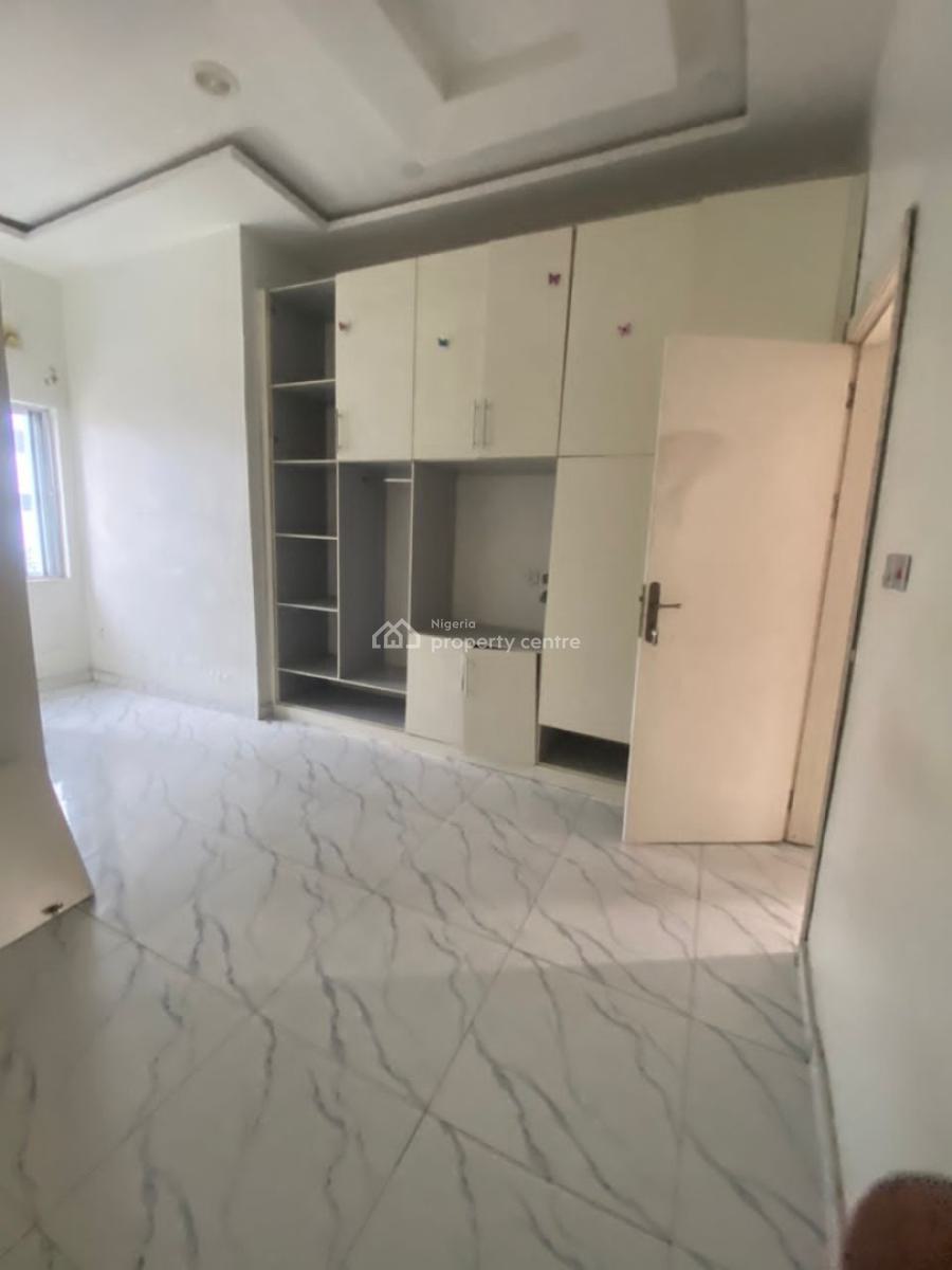 Neatly Used 3 Bedroom Flat with Balcony, Osapa London, Lekki, Lagos, Flat / Apartment for Rent