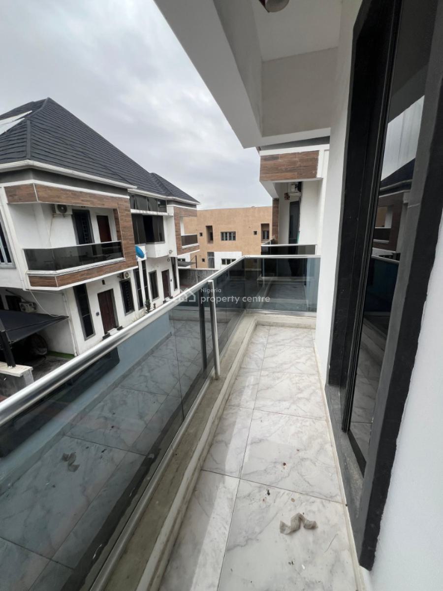 Classic Masters Bedroom with Balcony and Jacuzzi, Royal Pine Estate, Orchid Road, Lekki, Lagos, Self Contain (single Rooms) for Rent