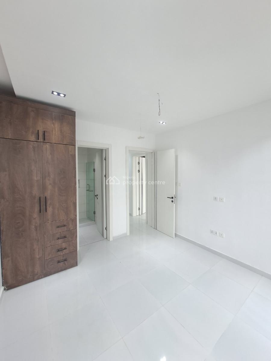 Newly Built 2 Bedroom Apartment with Swimming Pool, Ologolo, Lekki, Lagos, Flat / Apartment for Sale