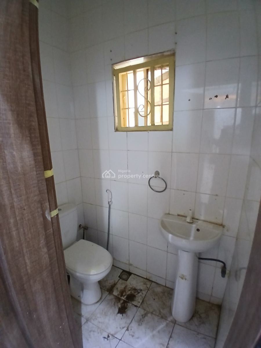Newly Renovated 3 Bedrooms Flat, Kaura, Abuja, Flat / Apartment for Rent