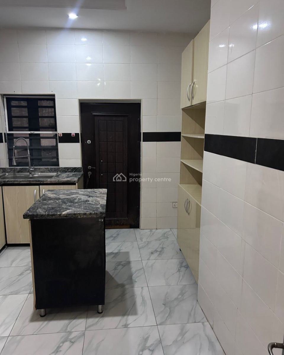Lovely 4 Bedroom Semi Detached Duplex with Bq, Vgc, Lekki, Lagos, Semi-detached Duplex for Sale