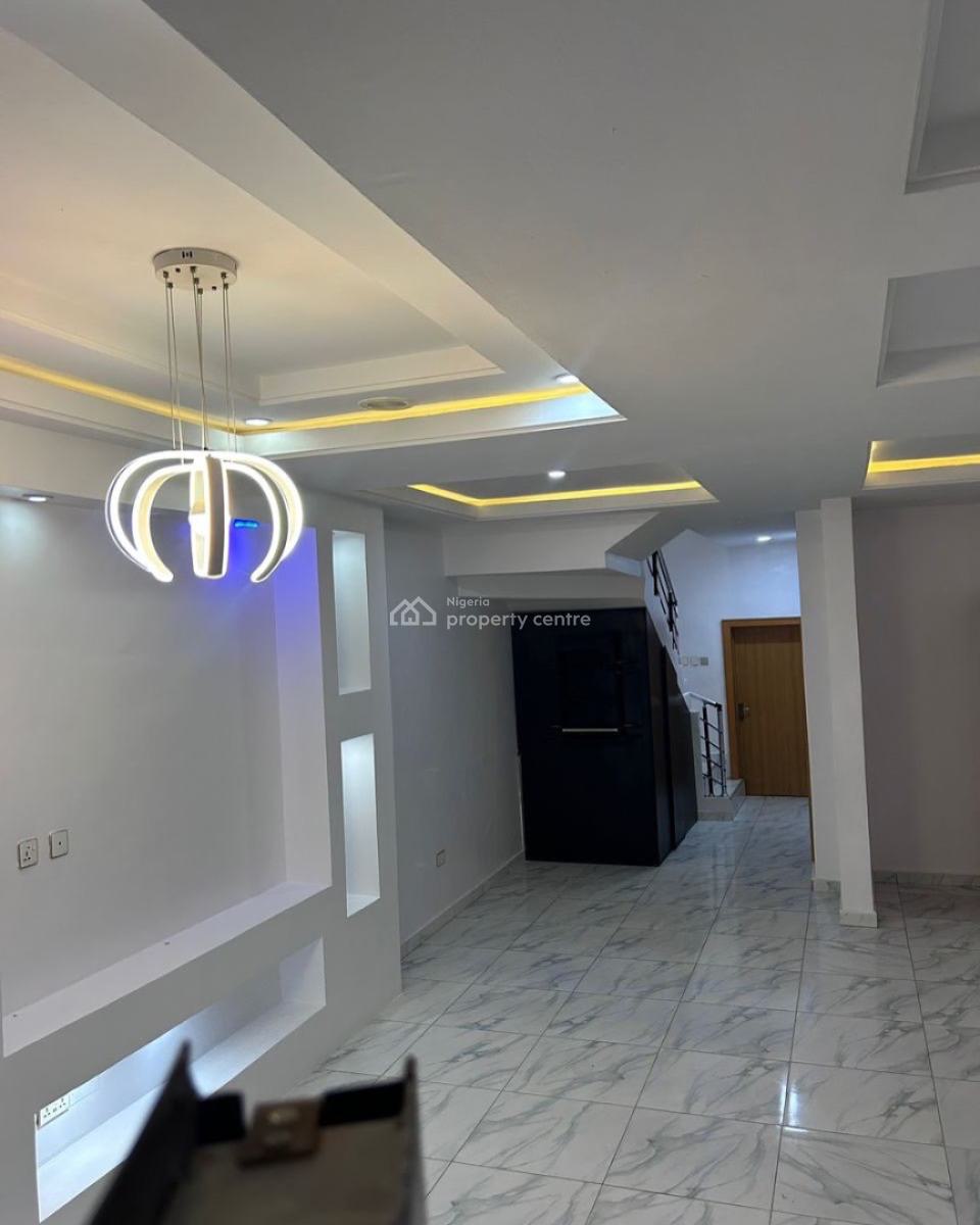 Lovely 4 Bedroom Semi Detached Duplex with Bq, Vgc, Lekki, Lagos, Semi-detached Duplex for Sale