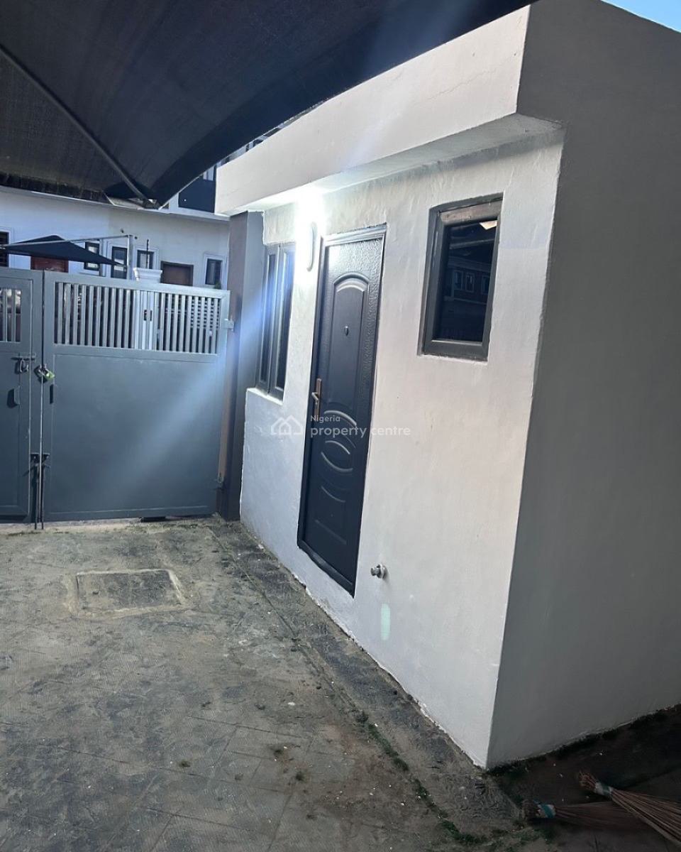 Lovely 4 Bedroom Semi Detached Duplex with Bq, Vgc, Lekki, Lagos, Semi-detached Duplex for Sale