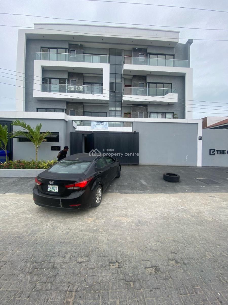 Sophisticated 2-bedroom Apartment with Excellent Amenities, Lekki Phase 1, Lekki, Lagos, Flat / Apartment for Sale