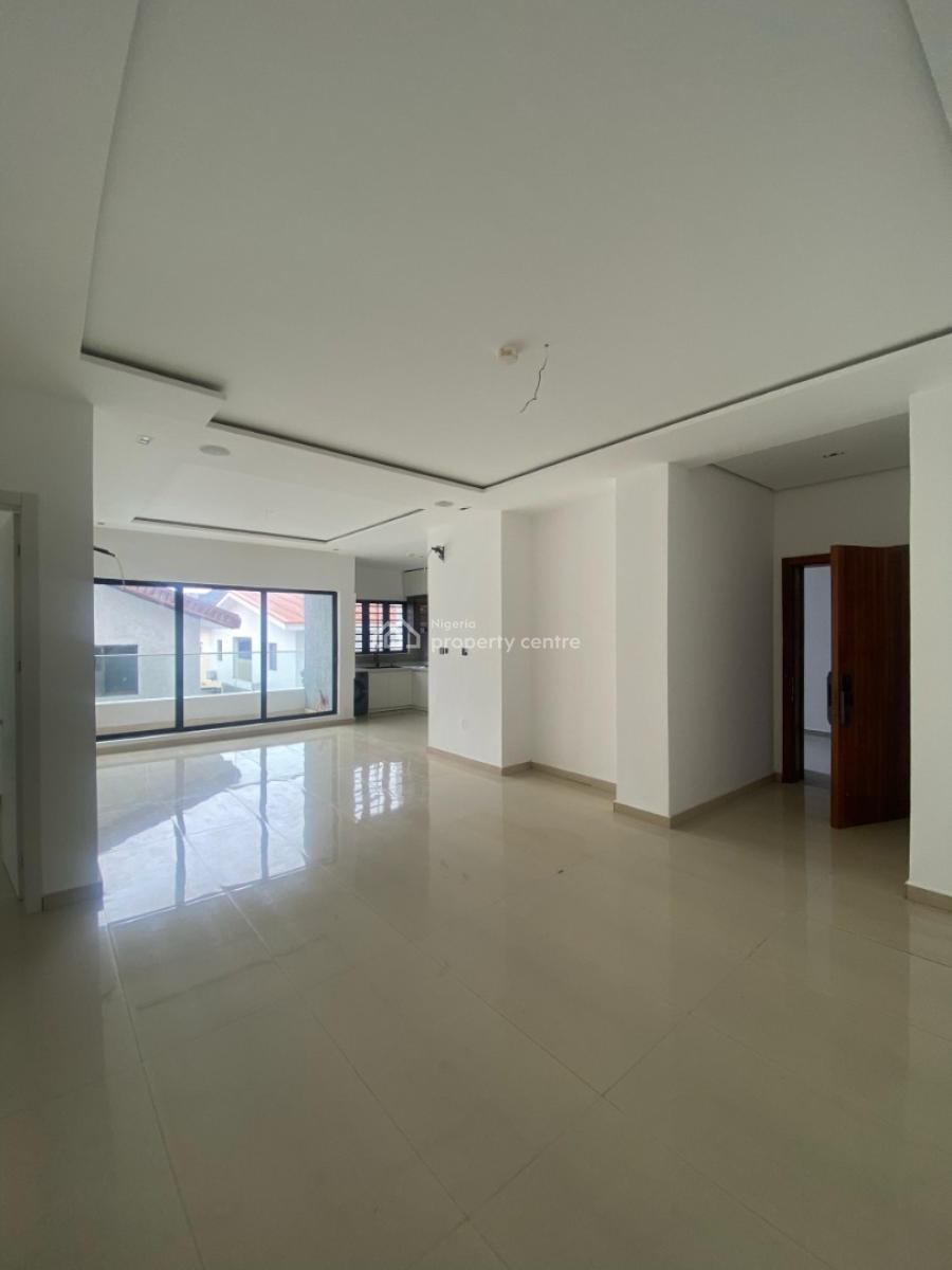 Sophisticated 2-bedroom Apartment with Excellent Amenities, Lekki Phase 1, Lekki, Lagos, Flat / Apartment for Sale