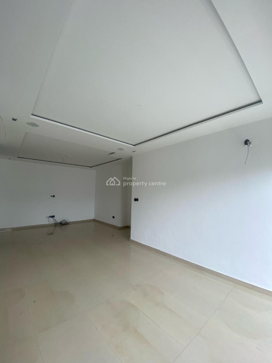 Sophisticated 2-bedroom Apartment with Excellent Amenities, Lekki Phase 1, Lekki, Lagos, Flat / Apartment for Sale