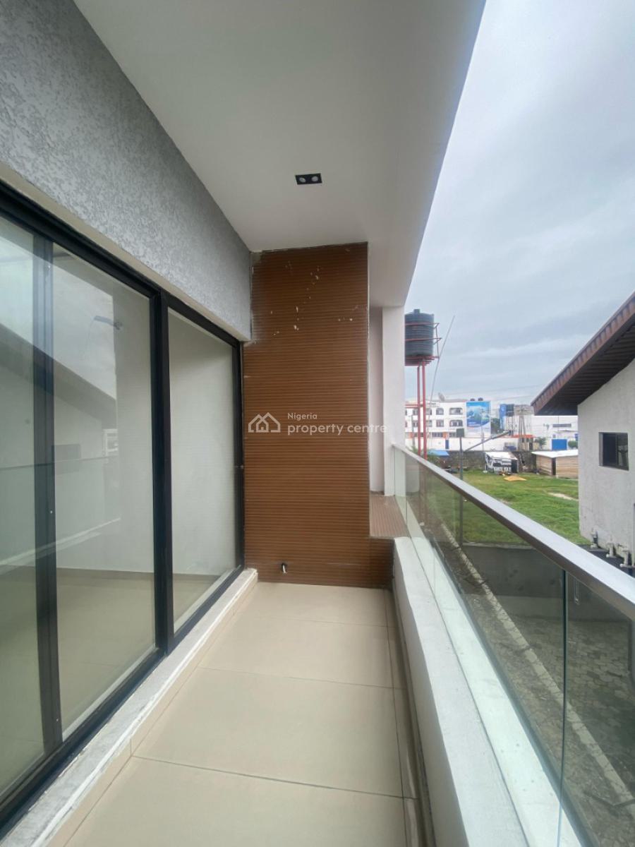Sophisticated 2-bedroom Apartment with Excellent Amenities, Lekki Phase 1, Lekki, Lagos, Flat / Apartment for Sale