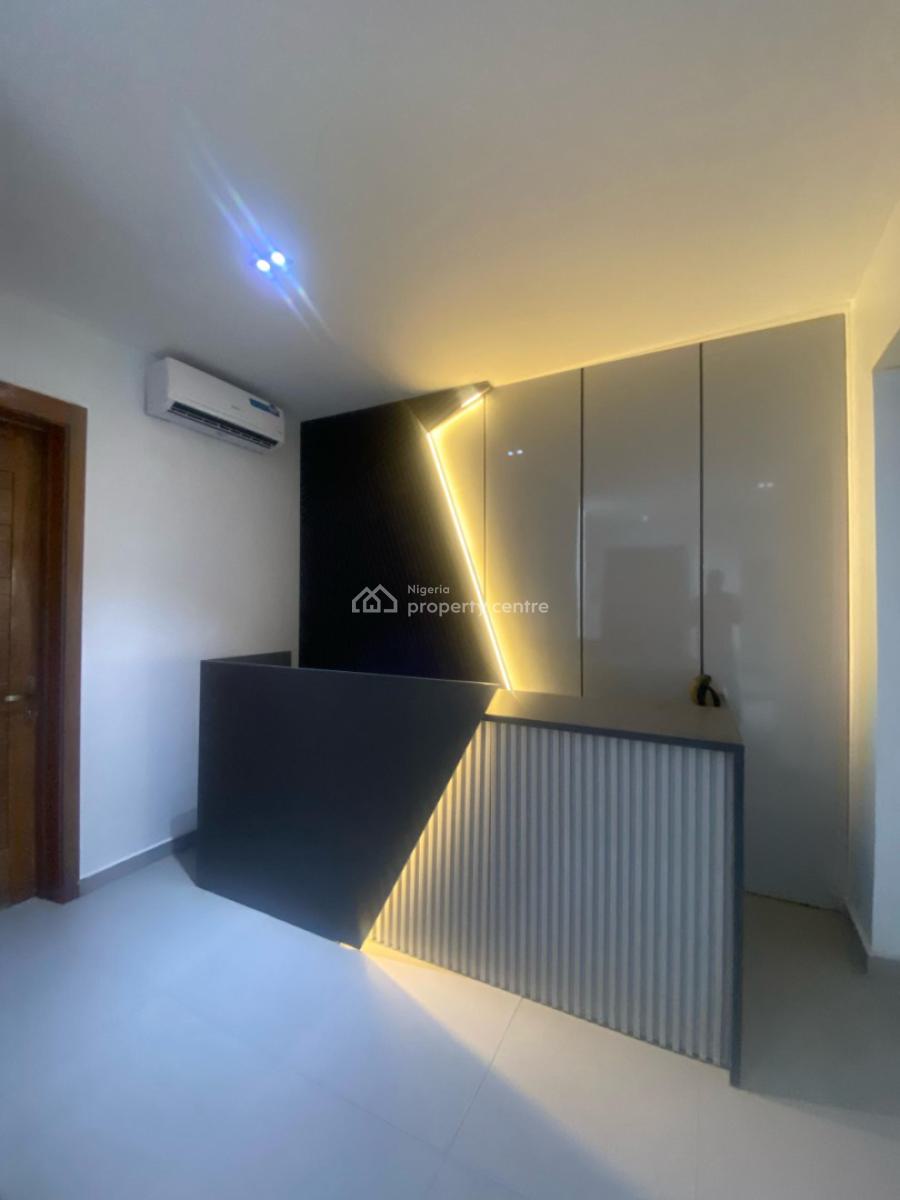 Sophisticated 2-bedroom Apartment with Excellent Amenities, Lekki Phase 1, Lekki, Lagos, Flat / Apartment for Sale