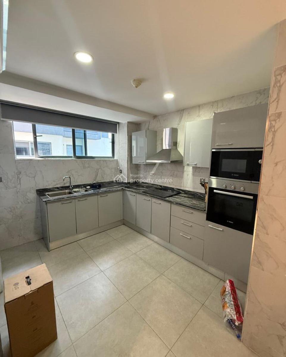 Lovely 2 Bedroom Apartment, Victoria Island (vi), Lagos, Block of Flats for Sale