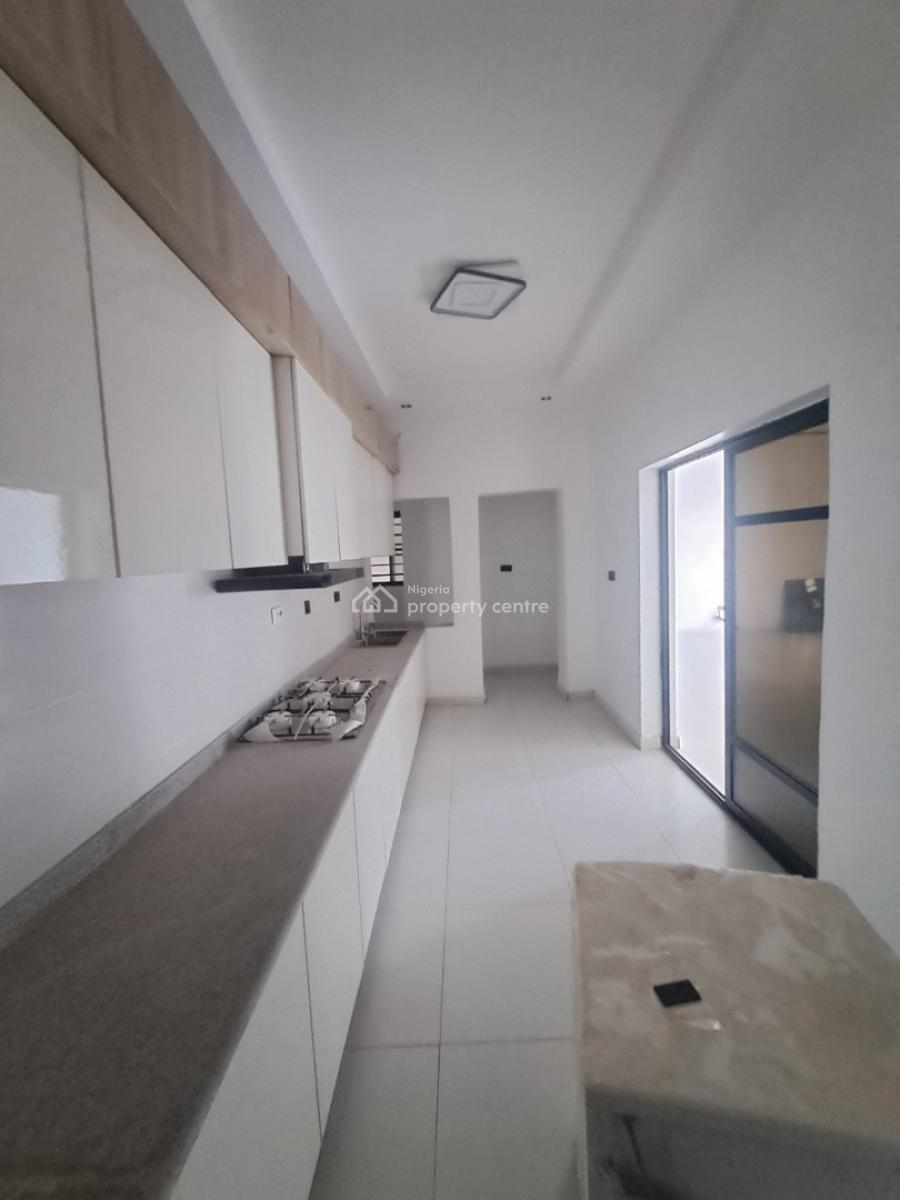Newly Built 2 Bedroom Apartment with Elevator, Gym House & Pool, Ologolo, Lekki, Lagos, Flat / Apartment for Sale