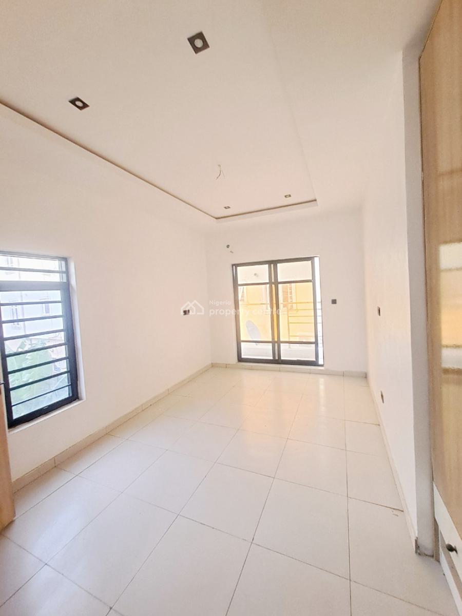 Newly Built 2 Bedroom Apartment with Elevator, Gym House & Pool, Ologolo, Lekki, Lagos, Flat / Apartment for Sale