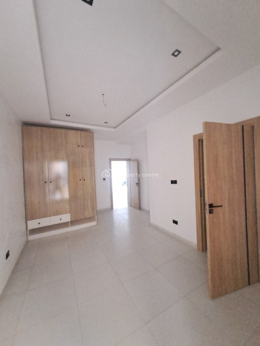 Newly Built 2 Bedroom Apartment with Elevator, Gym House & Pool, Ologolo, Lekki, Lagos, Flat / Apartment for Sale