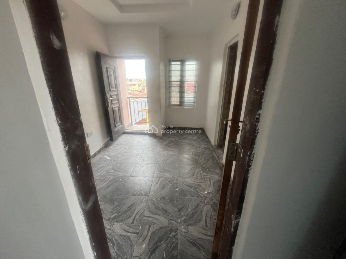 Lovely Mini Flat, Abule Ijesha, Yaba, Lagos, Mini Flat (room and Parlour) for Rent