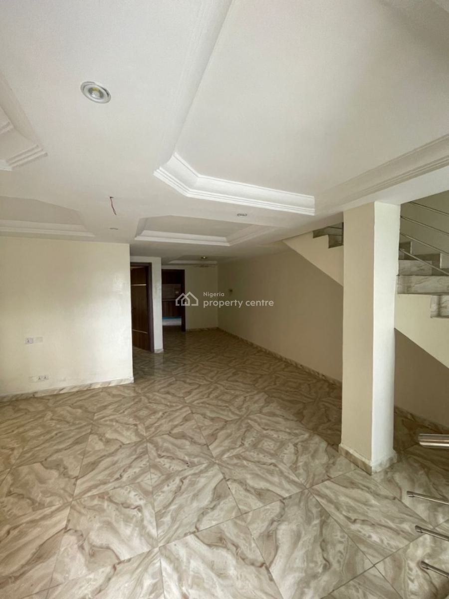Clean 4 Bedroom Semi with Just 2 Tenants in The Compound, Ikate, Lekki, Lagos, Semi-detached Duplex for Rent