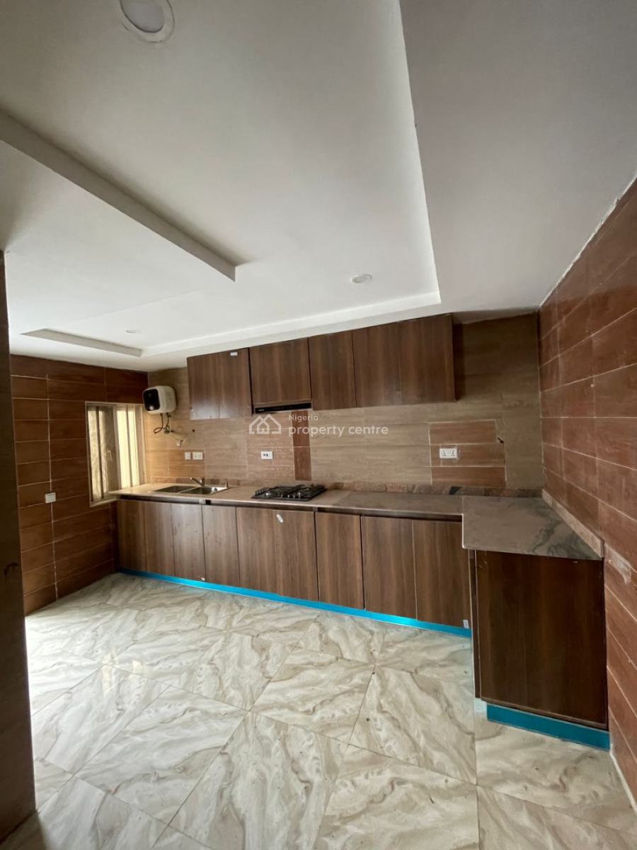 Clean 4 Bedroom Semi with Just 2 Tenants in The Compound, Ikate, Lekki, Lagos, Semi-detached Duplex for Rent