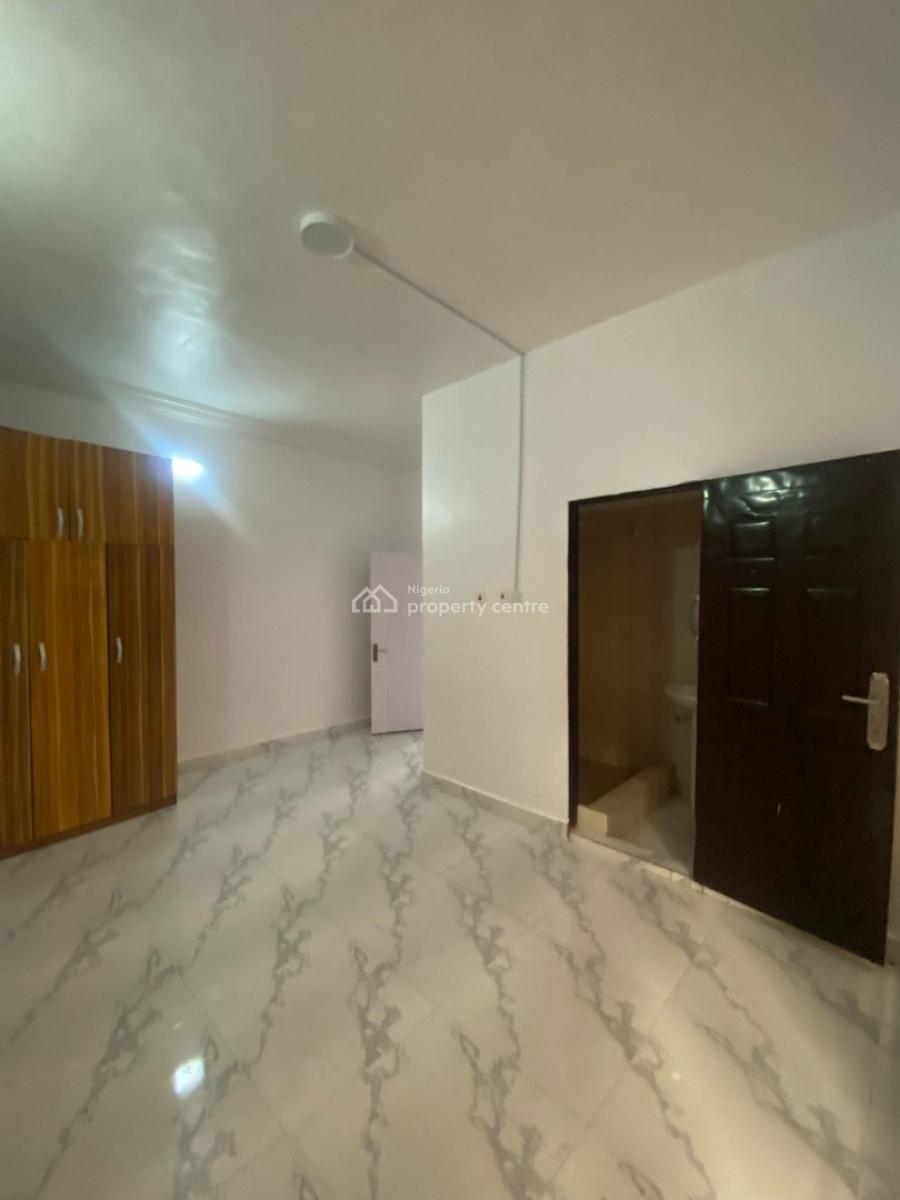 Dream Home Awaits! 2-bedroom Flat in Lekki Phase, Lekki Phase 1, Lekki, Lagos, Flat / Apartment for Rent