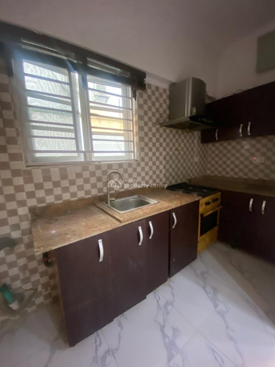 Dream Home Awaits! 2-bedroom Flat in Lekki Phase, Lekki Phase 1, Lekki, Lagos, Flat / Apartment for Rent
