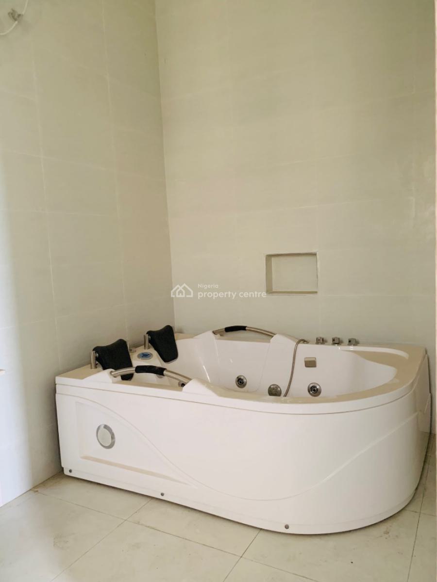 Luxury and Elegant 3 Bedroom Terrace  Duplex, Ikota, Lekki, Lagos, Terraced Duplex for Sale
