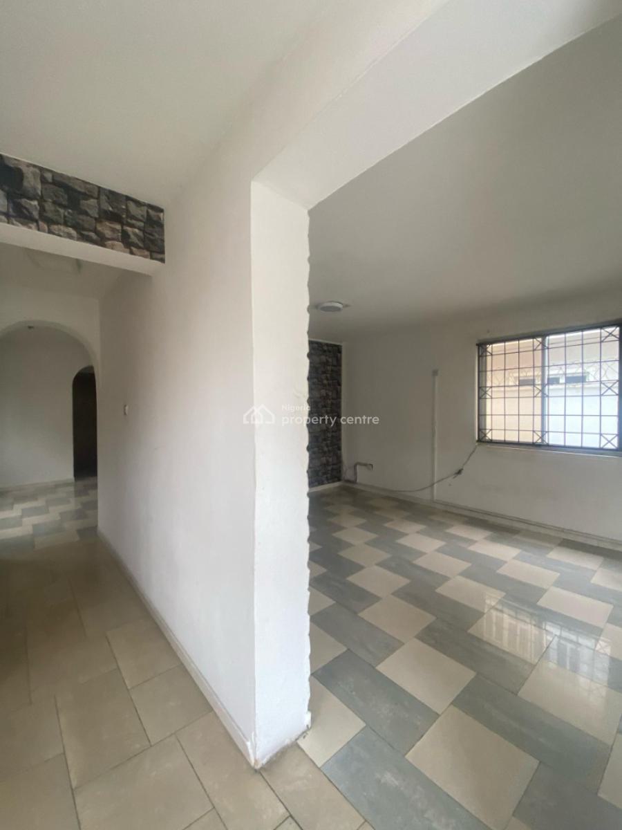 Luxury Living at Its Finest! 4-bedroom Fully Detached Duplex with 2 Bq, Lekki Phase 1, Lekki, Lagos, Detached Duplex for Rent