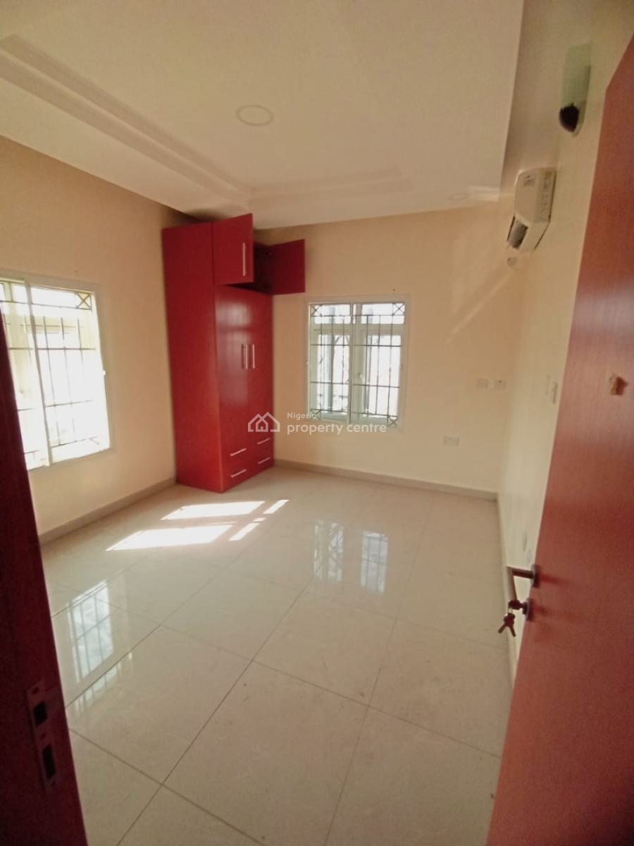 Serviced 3 Bedroom Flat with Bq, Ikate Elegushi, Lekki, Lagos, Flat / Apartment for Rent