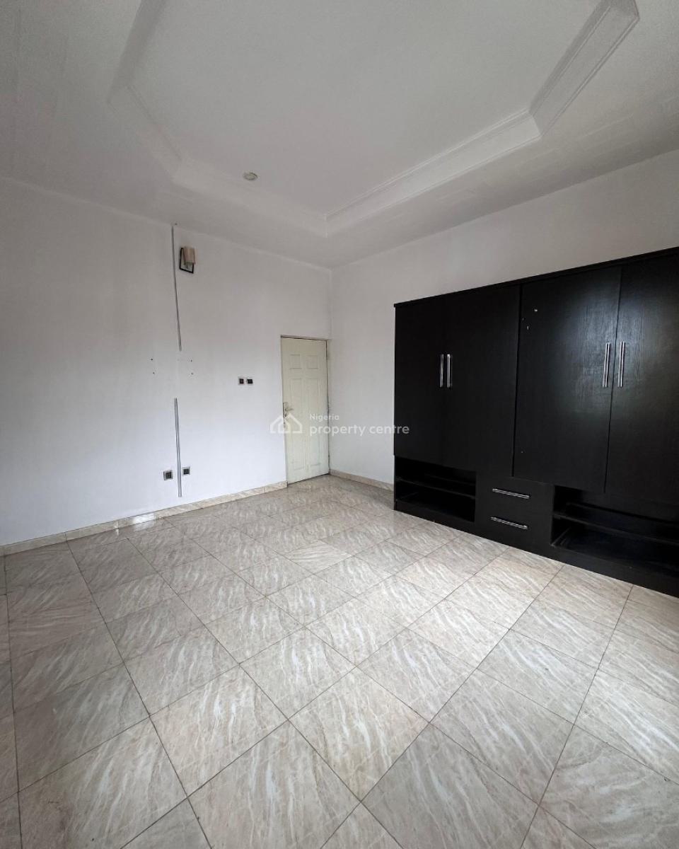 Lovely 3 Bedroom Apartment with Bq, Ajah, Ajah, Lagos, Block of Flats for Sale