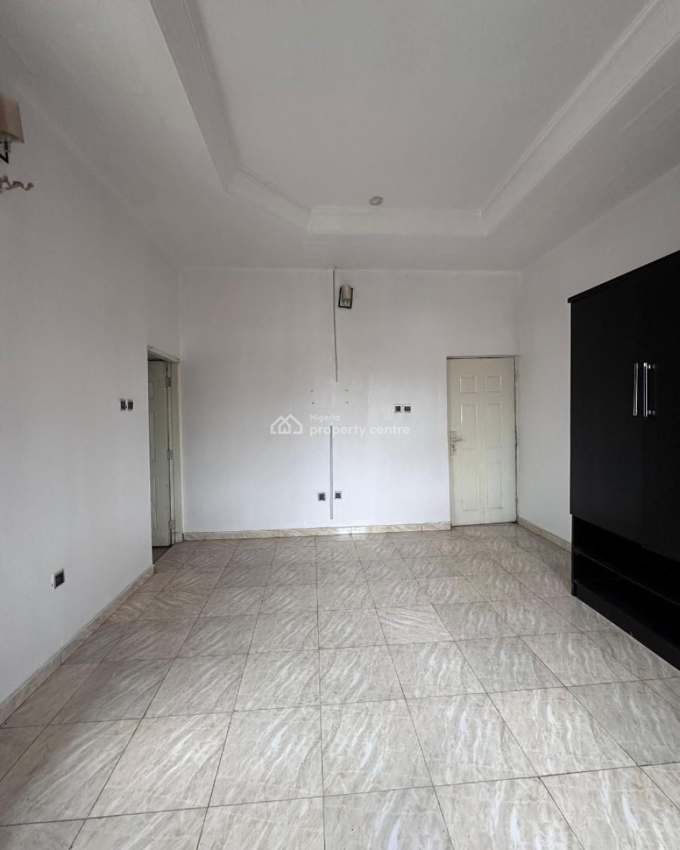 Lovely 3 Bedroom Apartment with Bq, Ajah, Ajah, Lagos, Block of Flats for Sale