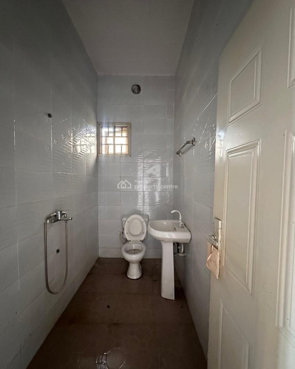 Lovely 3 Bedroom Apartment with Bq, Ajah, Ajah, Lagos, Block of Flats for Sale
