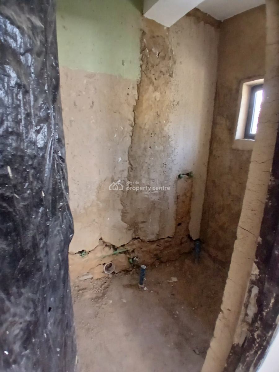 3 Bedroom Flat (renovation Ongoing), Utako, Abuja, Flat / Apartment for Rent