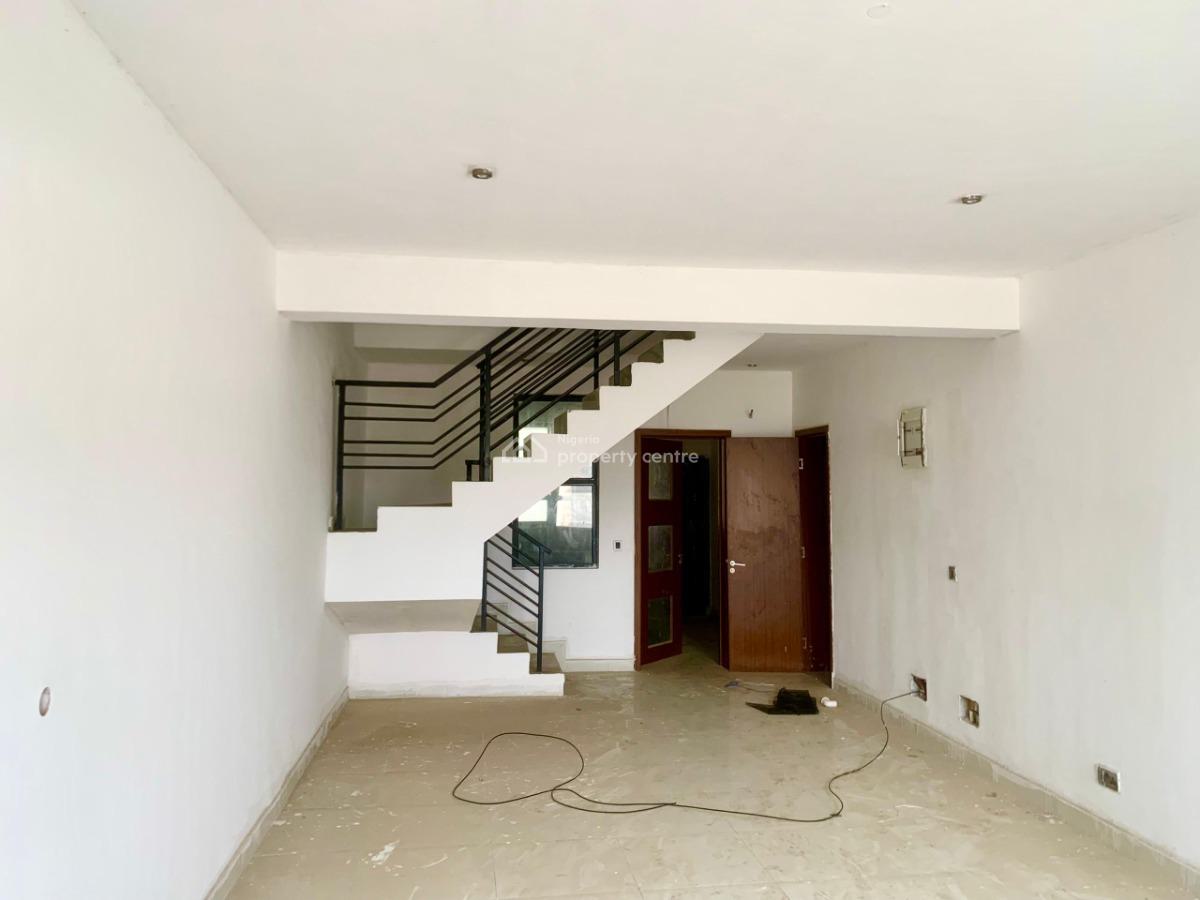 Fully Serviced 2 Bedroom  Maisonette, Off Freedom Way Lekki, Lekki Phase 1, Lekki, Lagos, Flat / Apartment for Rent