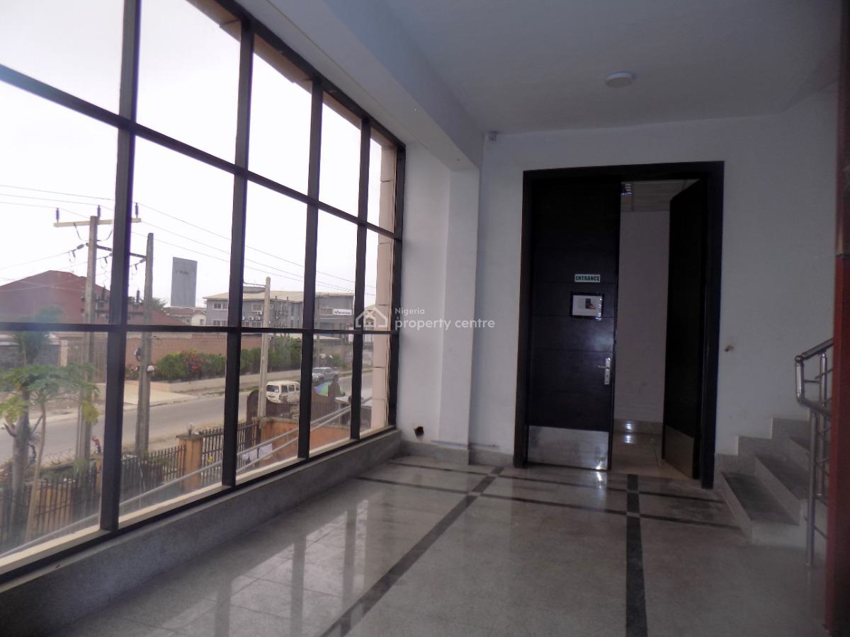 Commercial Space 1500sqm on 3 Floors with 28 Toilets, By Elf, Lekki Phase 1, Lekki, Lagos, Office Space for Rent