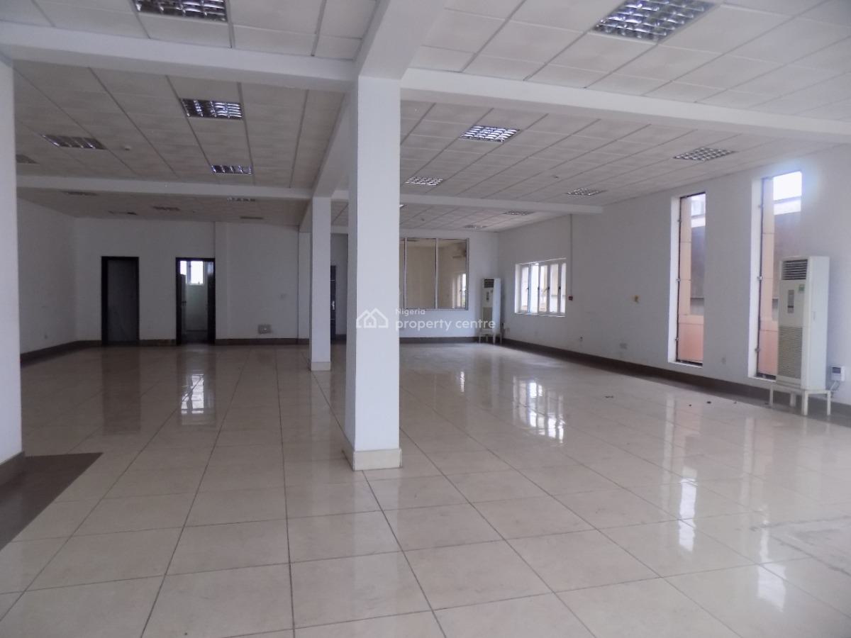 Commercial Space 1500sqm on 3 Floors with 28 Toilets, By Elf, Lekki Phase 1, Lekki, Lagos, Office Space for Rent
