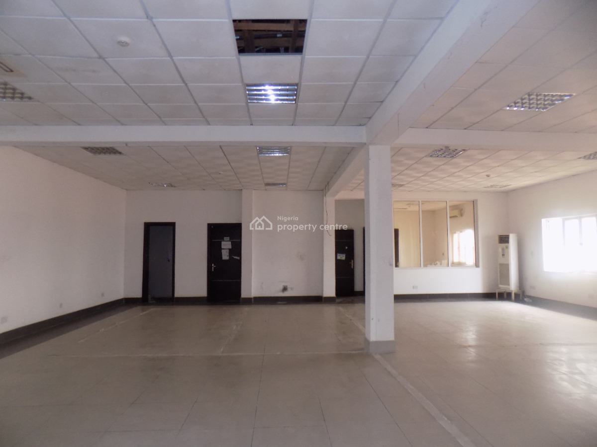 Commercial Space 1500sqm on 3 Floors with 28 Toilets, By Elf, Lekki Phase 1, Lekki, Lagos, Office Space for Rent