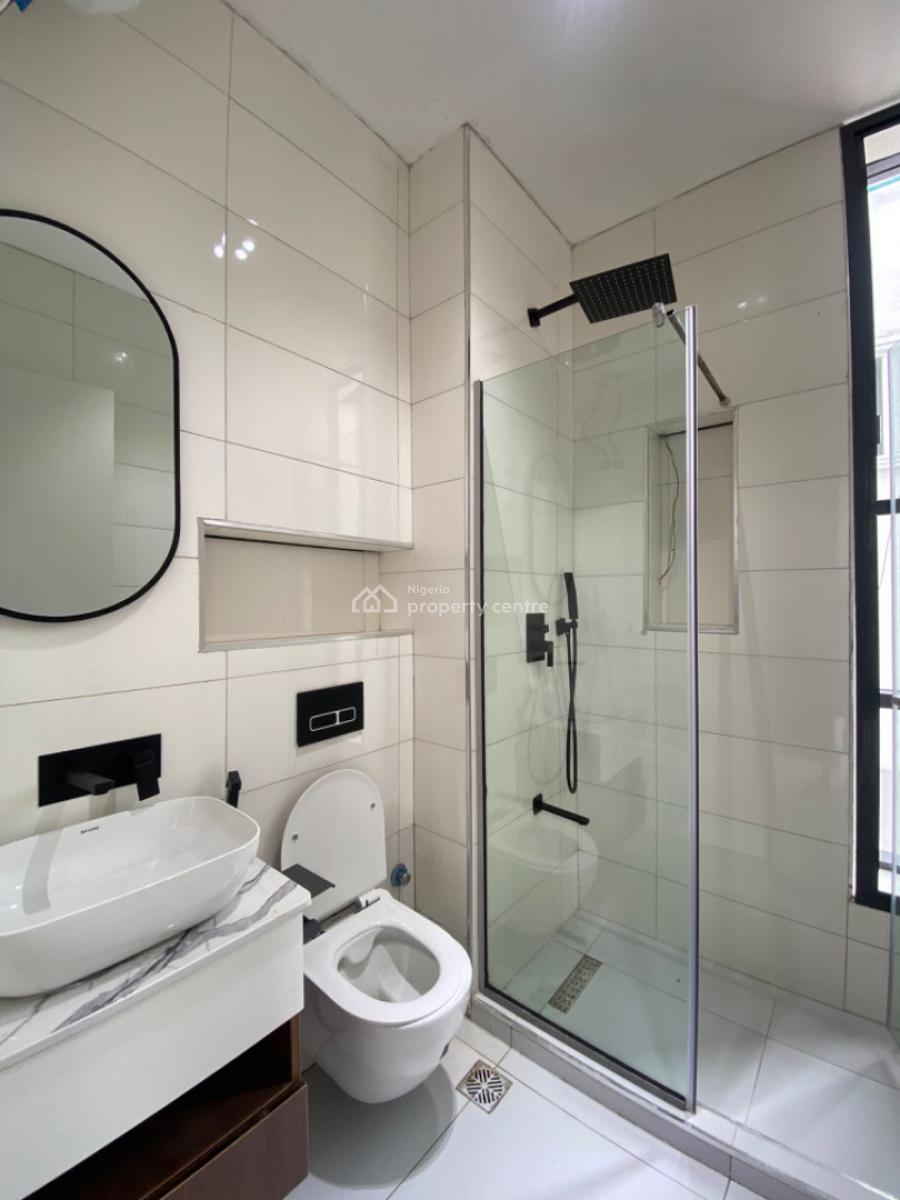 2 Bedroom Flat Apartment with Swimming Pool & Gym, Ologolo, Lekki, Lagos, Flat / Apartment for Sale