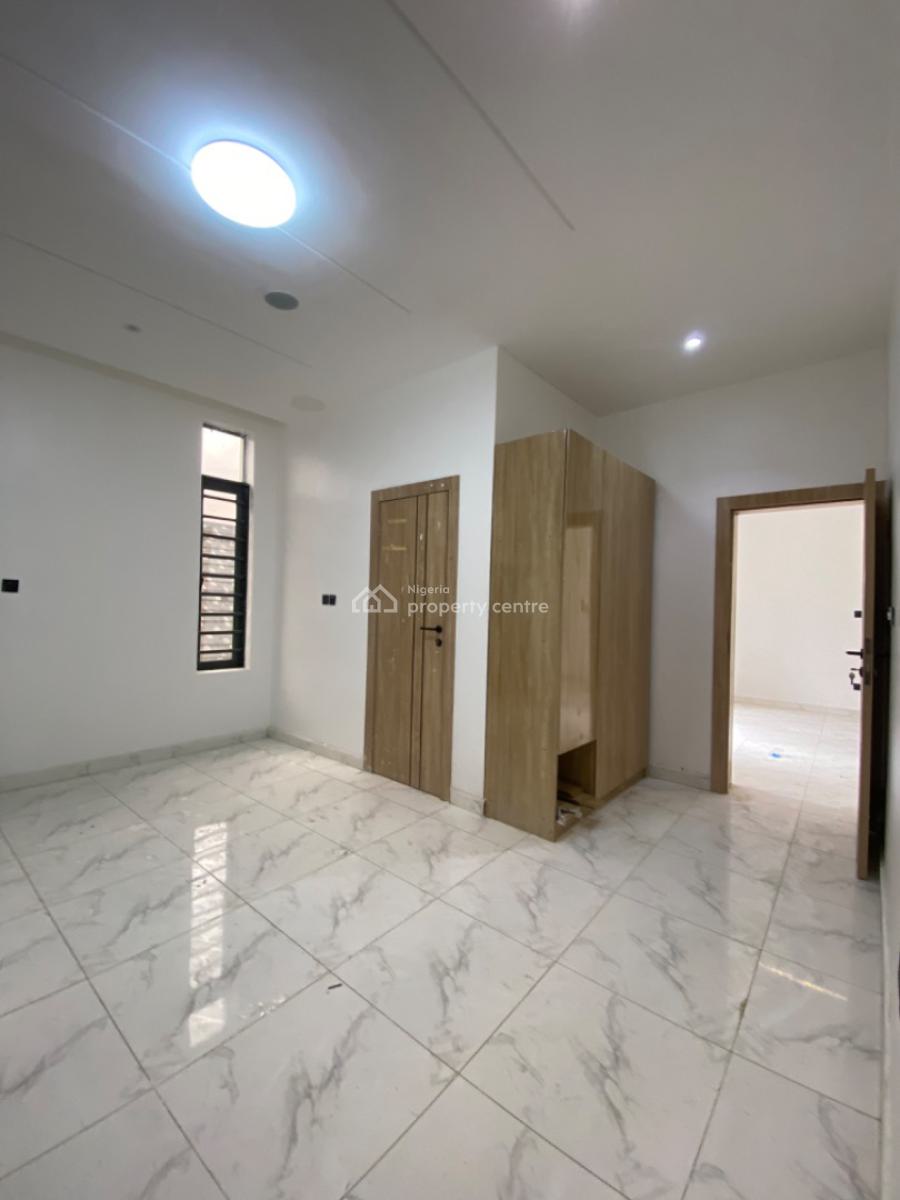 2 Bedroom Flat Apartment with Pool and Gym(back Unit), Ologolo, Lekki, Lagos, Flat / Apartment for Sale