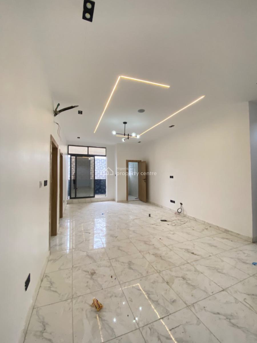 2 Bedroom Flat Apartment with Pool and Gym(back Unit), Ologolo, Lekki, Lagos, Flat / Apartment for Sale