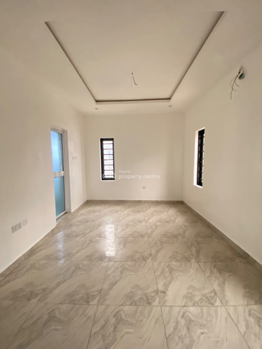 2 Bedroom Flat, Ologolo, Lekki, Lagos, Flat / Apartment for Sale