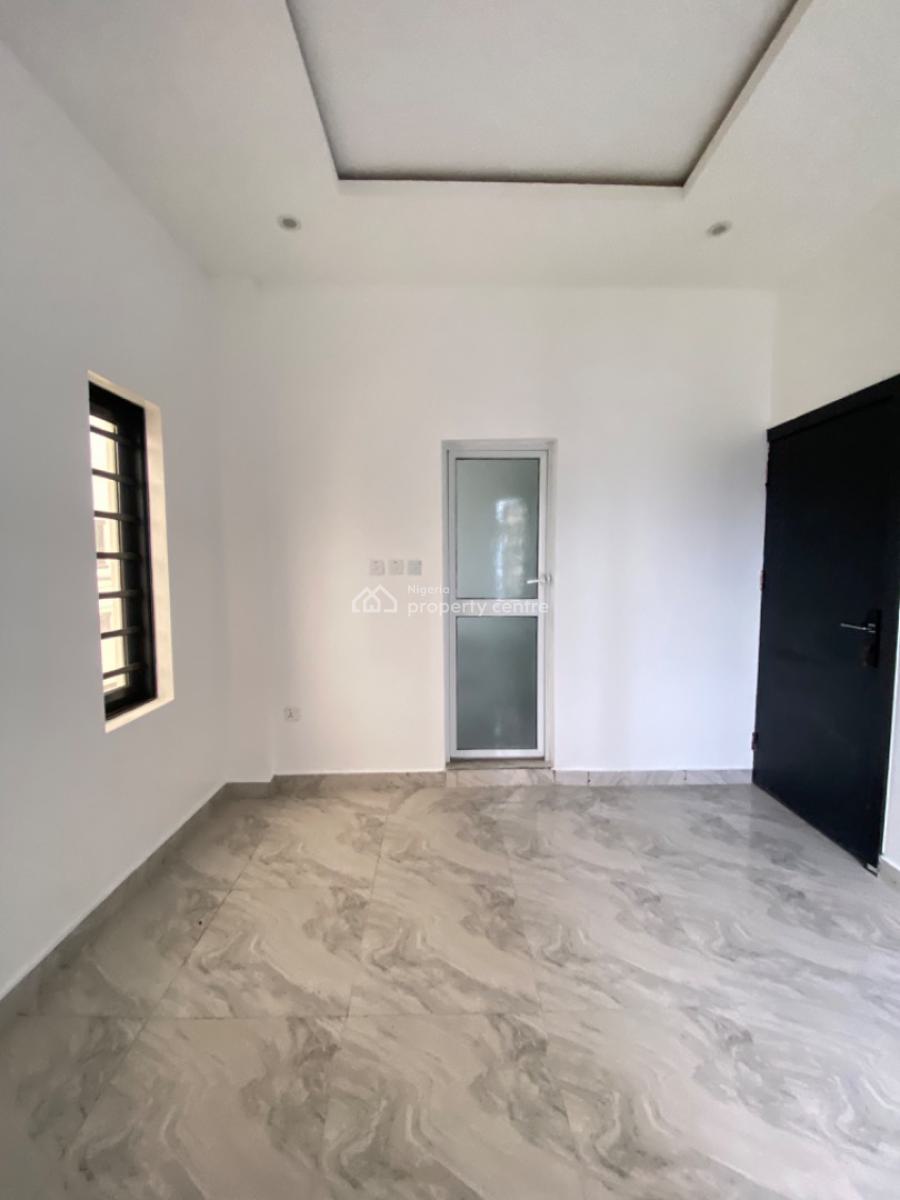2 Bedroom Flat, Ologolo, Lekki, Lagos, Flat / Apartment for Sale