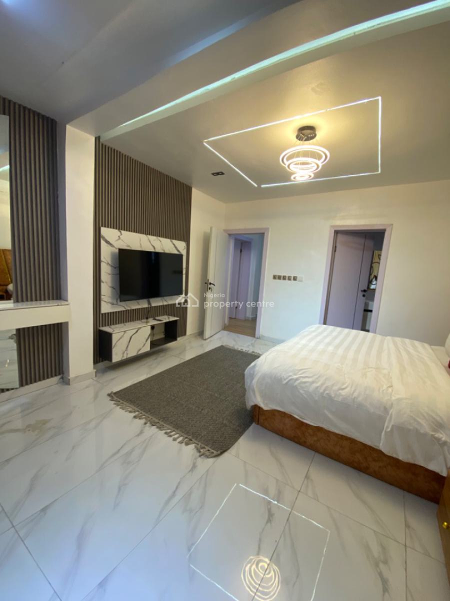 Fully Furnished Luxury 2 Bedrooms Apartments, Upstairs with Elevator, Lekki Phase 1, Lekki, Lagos, Flat / Apartment for Rent