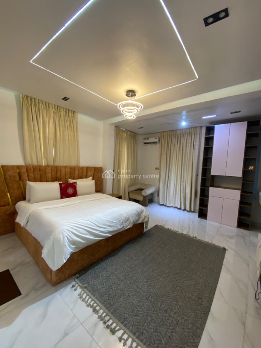 Fully Furnished Luxury 2 Bedrooms Apartments, Upstairs with Elevator, Lekki Phase 1, Lekki, Lagos, Flat / Apartment for Rent