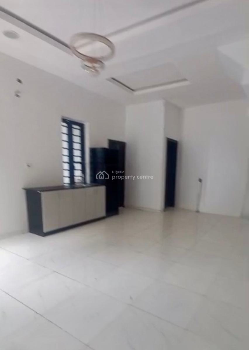 Luxurious with Open Plan Kitchen and 2 Toilets, Royal Pine Kitchen, Orchid Road, Lekki, Lagos, Mini Flat (room and Parlour) for Rent