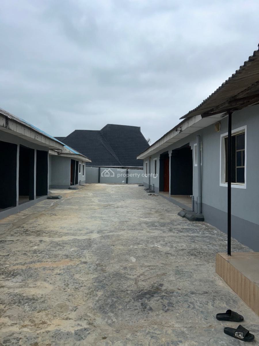 Twin Bungalow on 2 Plots of Land with Miniflats and 2 Bedrooms Flats, Oreta Area, Igbogbo, Ikorodu, Lagos, House for Sale