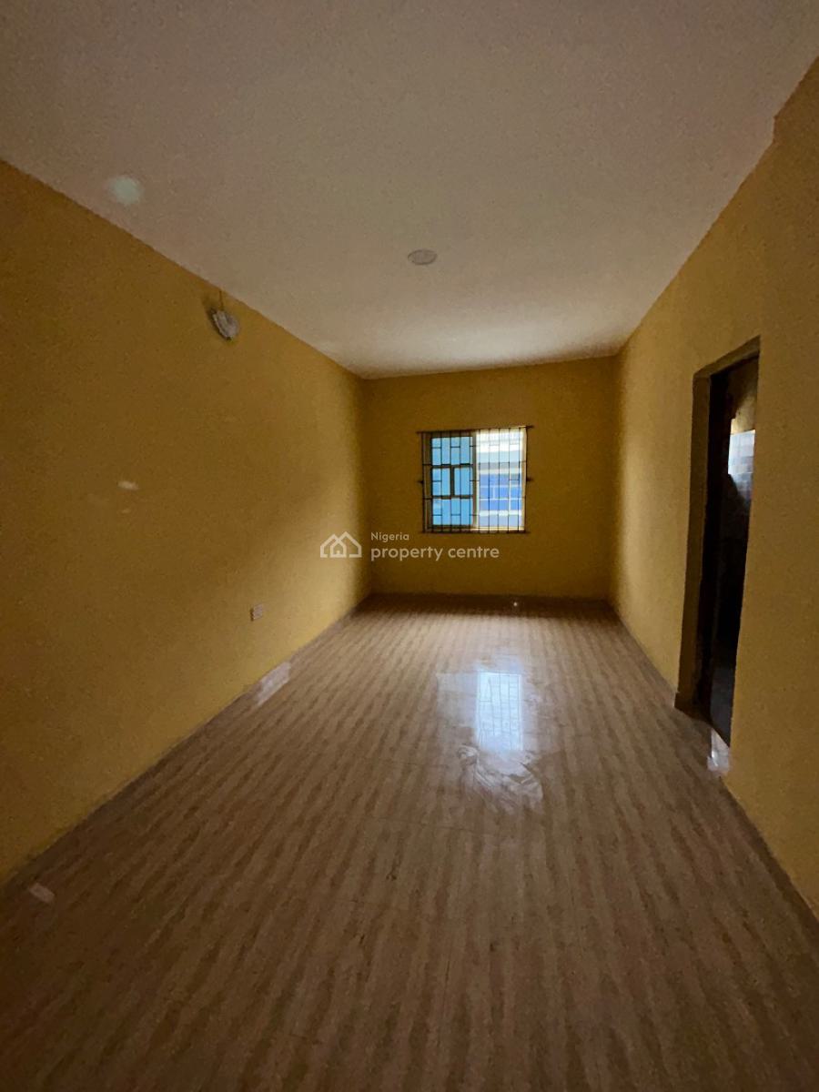 Twin Bungalow on 2 Plots of Land with Miniflats and 2 Bedrooms Flats, Oreta Area, Igbogbo, Ikorodu, Lagos, House for Sale